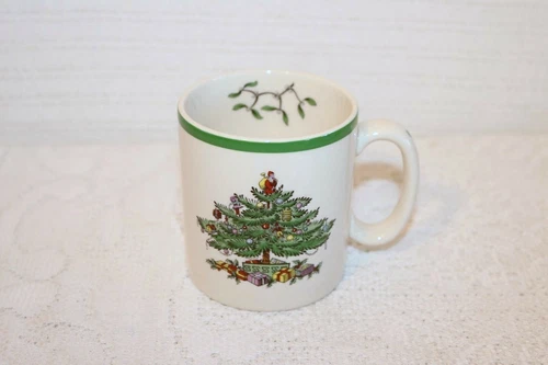 SPODE CHRISTMAS TREE S3324-A6 1938 3"d x 3 3/8"h Coffee Mugs (Set of 2)