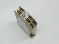 Omron H3D-2H H3D2H Timer 100/110/120VAC 50/60Hz 3A 250VAC Res. Load 