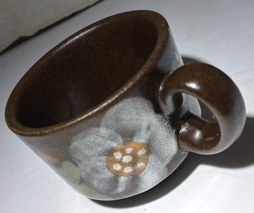 Vintage Stoneware Pottery Demitasse Cup and Saucer Set Red Ware Hand Painted - Picture 12 of 15