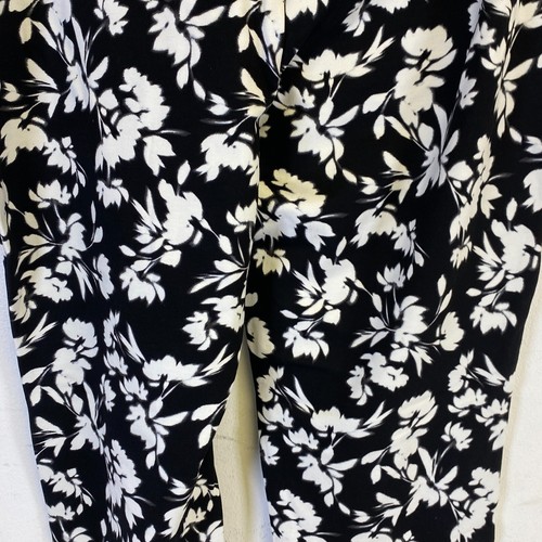 Liz Claiborne Emma Black Floral Ankle Length Ponte Pants Women's Size 12 - Picture 13 of 14