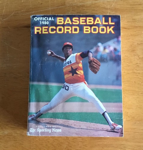 Official 1980 Sporting News MLB Baseball Record Book Media Guide J.R.Richard - Bild 1 von 2