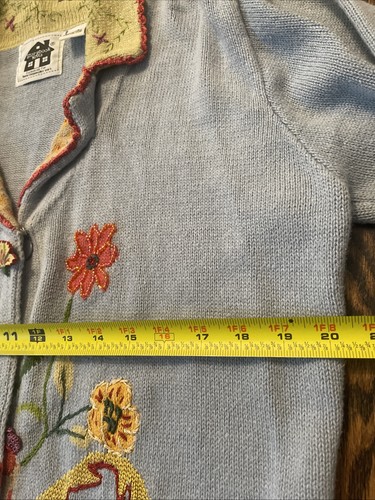 Storybook Strickpullover Blumen bestickt lange Strickjacke ~ Gr. L blau Vintage - Bild 6 von 7