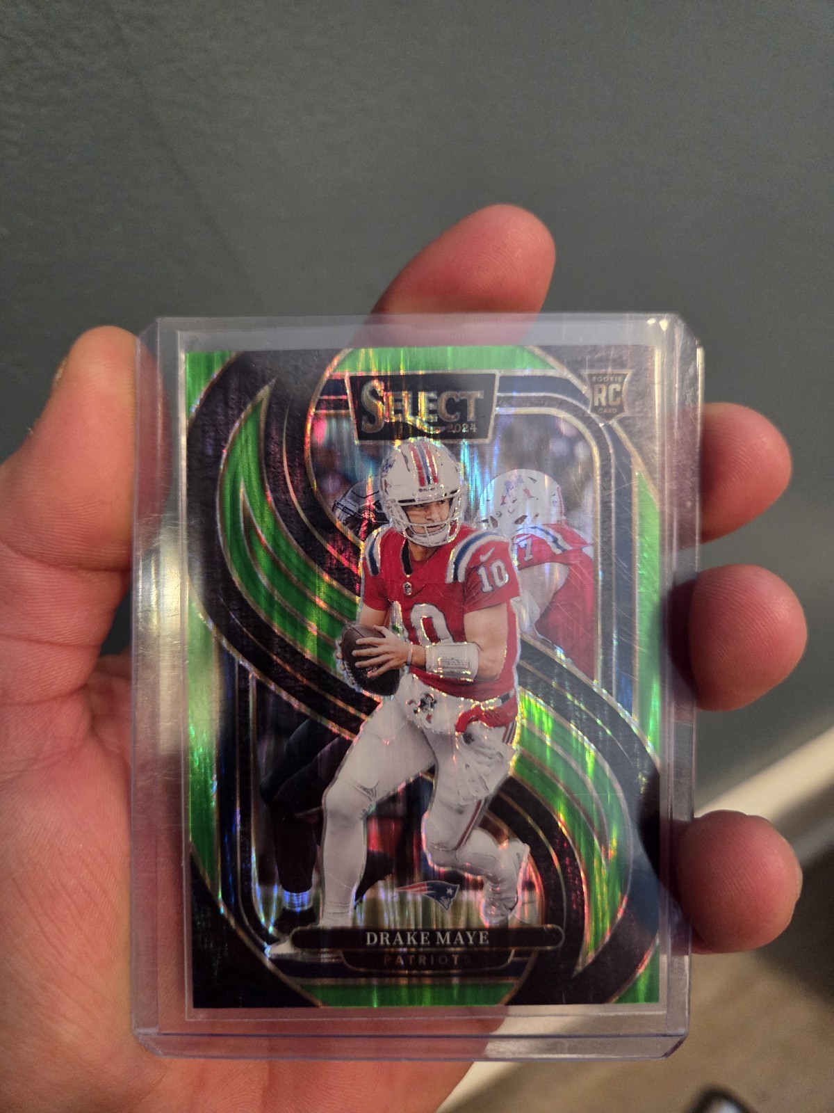 2024 Panini Select - Premier Level Drake Maye Neon Green Shock Prizm /499 (RC)