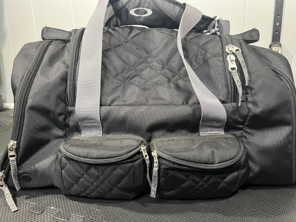 Oakley Mechanism Duffle Bag Nylon Black Tactical Field Gear AP Large Gorp 29X17X - Image 2 of 4