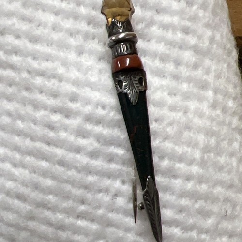 Antique Scottish Silver Agate DIRK Kilt Pin - Picture 4 of 5