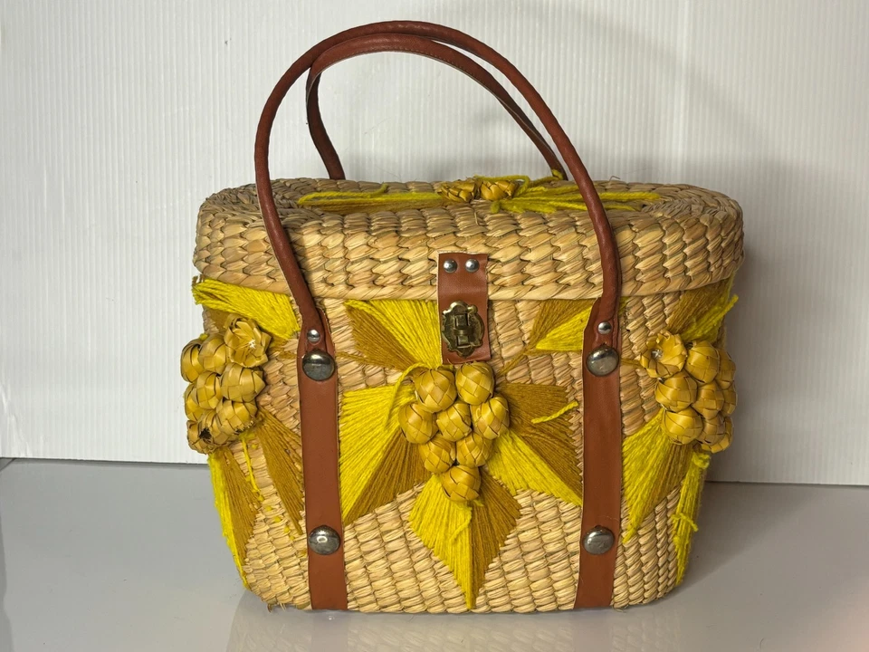 Vintage 1960s 1970s Wicker Leather Straw Hippy Boho Handbag Basket Yellow Floral - Image 2 of 4