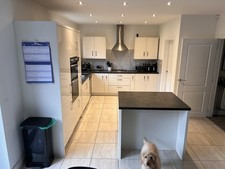 Modern Fitted Kitchen Utility Units – Appliances Included – Collect from 13 Apr