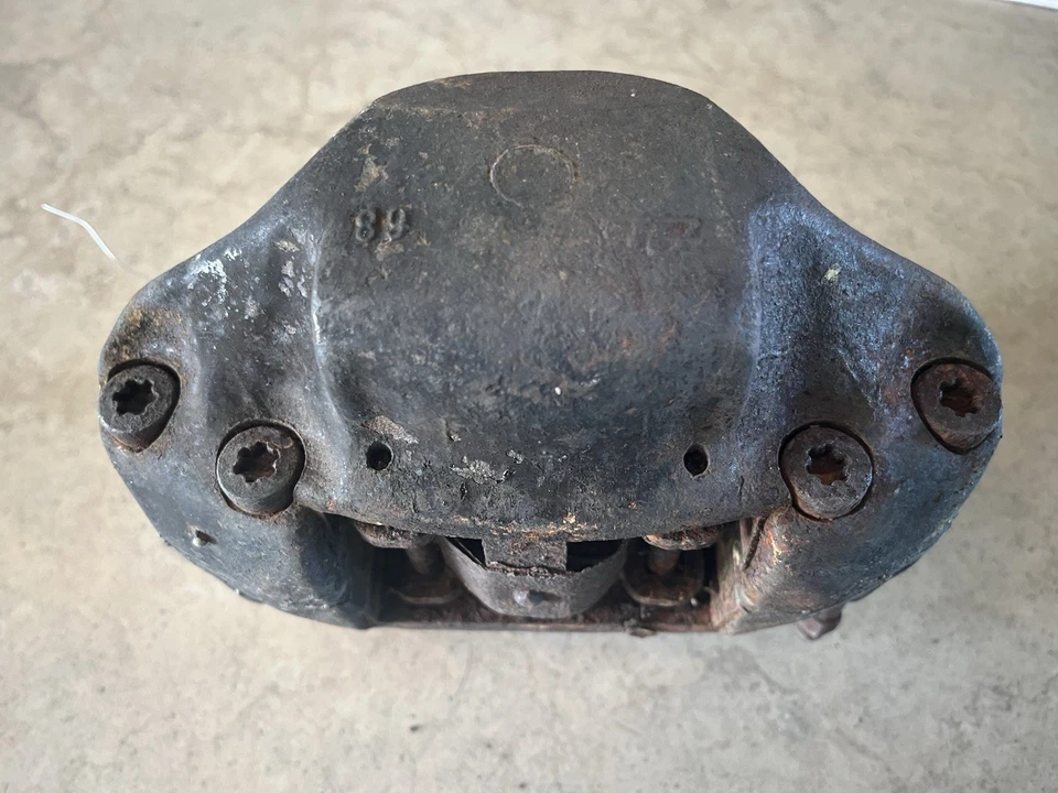 PINZA FRENO DELANTERA MERCEDES ATE W109 300sel 6.3 para reconstruir Foto 4 de 4