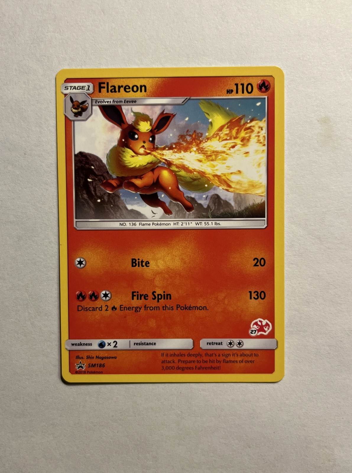 FLAREON SM186 Black Star Promo Pokemon Card NM (Charizard #27)