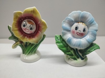 1950 PY Japan Anthropomorphic Yellow Blue Flower Face Salt & Pepper Shakers