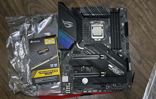 ROG STRIX Z490-E GAMING ;CPU 19-10850K intel and Corsair Vengeance LPX DDR4... - Picture 2 of 7
