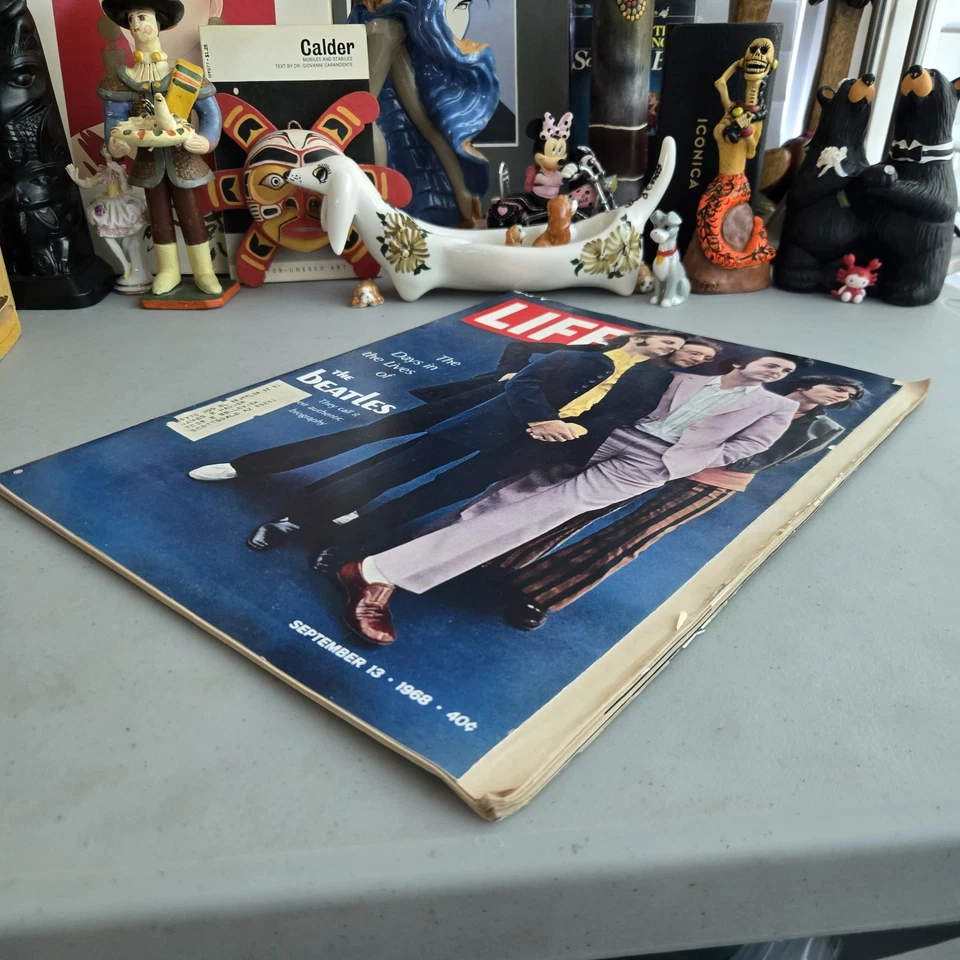 The Beatles LIFE MAGAZINE Sept 13, 1968 The Days in the Lives of the Beatles - Image 4 of 4