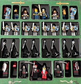 LEGO Games: Castle Chess Set (852001) Complete - Gently Used - READ DESCRIPTION