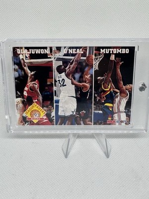 1993-94 Hoops Hakeem Olajuwon, Shaquille O'Neal, Dikembe Mutombo #290 Card! A33