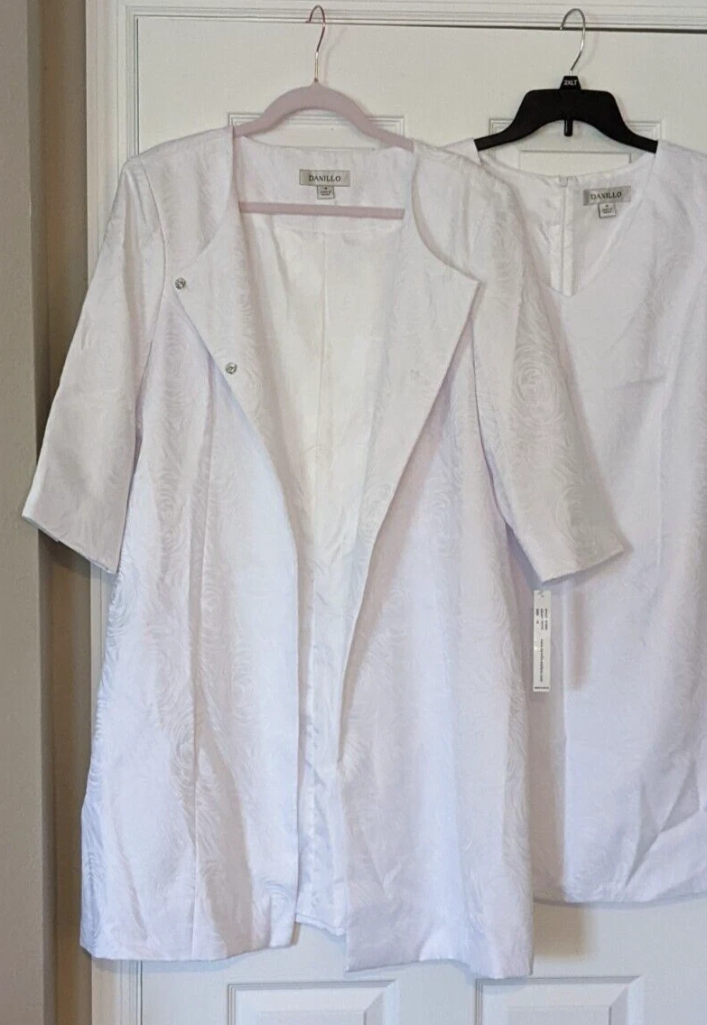 DANILLO Size 8 Woman s 2 Piece Jacket Sheath Dress w Swirl