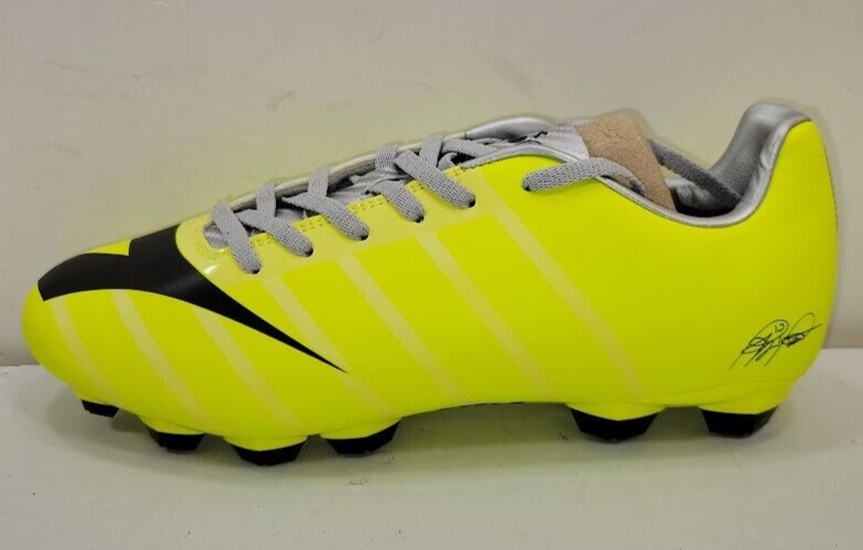 NWT Salesman Sample Diadora Soccer Cleats- US men size