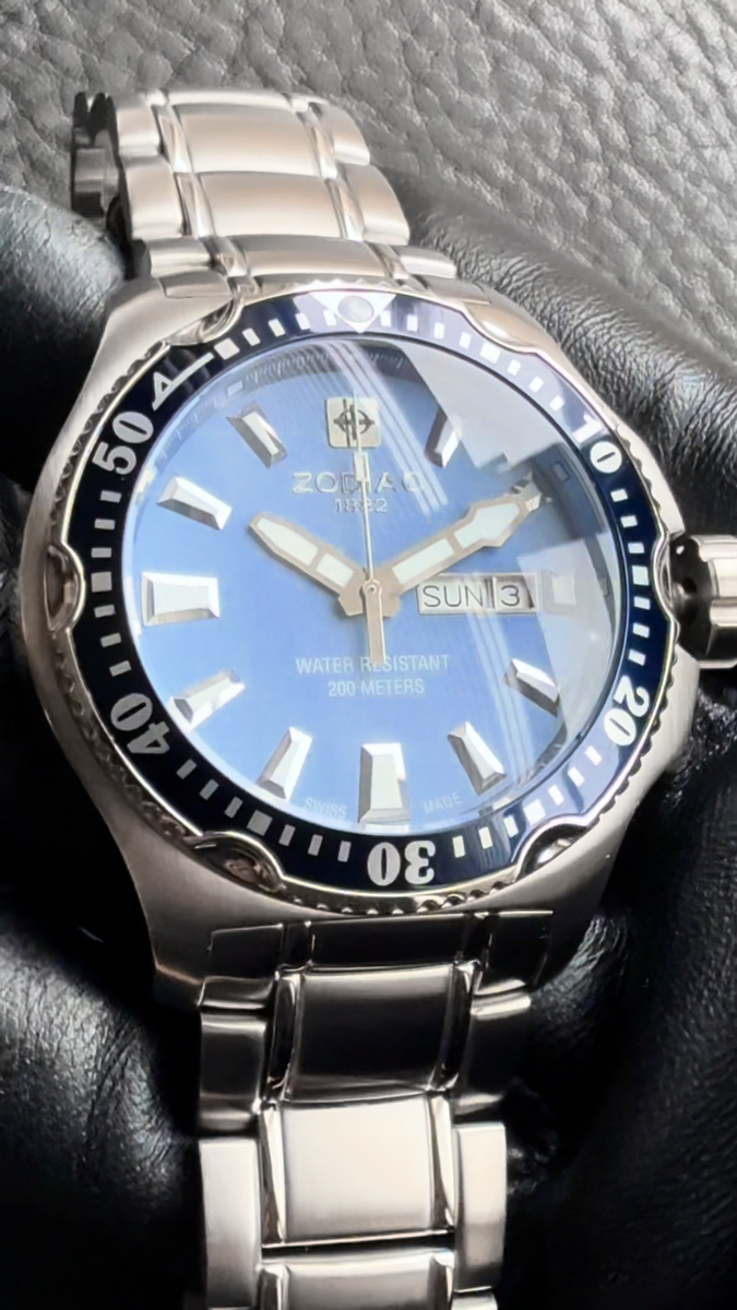 EXCELLENT ZODIAC VINTAGE DEEP REEF ZO7905 MASSIVE DIVER QUARTZ