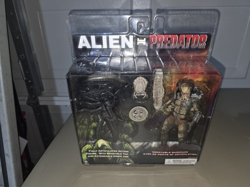 NECA Alien vs Predator Articulated Action Figure