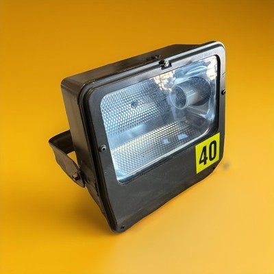  GE PF1S40S0A16X6DB 400W Powerflood Floodlight Metal Halide HI ~ 1 Unit