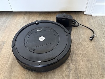 iRobot Roomba 805 Vacuum Cleaner & Dock/Charging Base - Works Great