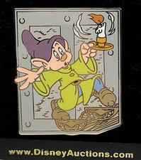 Disney Auctions Snow White Dwarf Dopey Tip-Toeing By Candle Light LE/1000 Pin