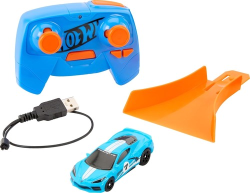 Hot Wheels Toy Car, RC C8 Corvette in 1:64 Scale, Remote-Control Vehicle... - Picture 5 of 6