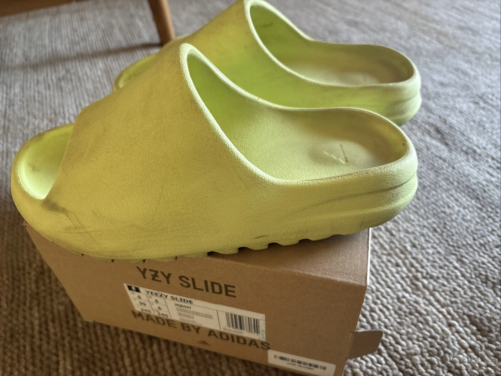 YZY Slides taglia 6 Adidas Yeezy Slides verde brillante HQ6447