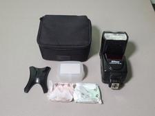 Nikon Speedlight SB-700 Shoe Mount Flash SB70...