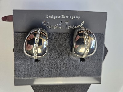 Clip On Earrings Retro VTG Silver Tone Final Touch Fashion Jewelry 