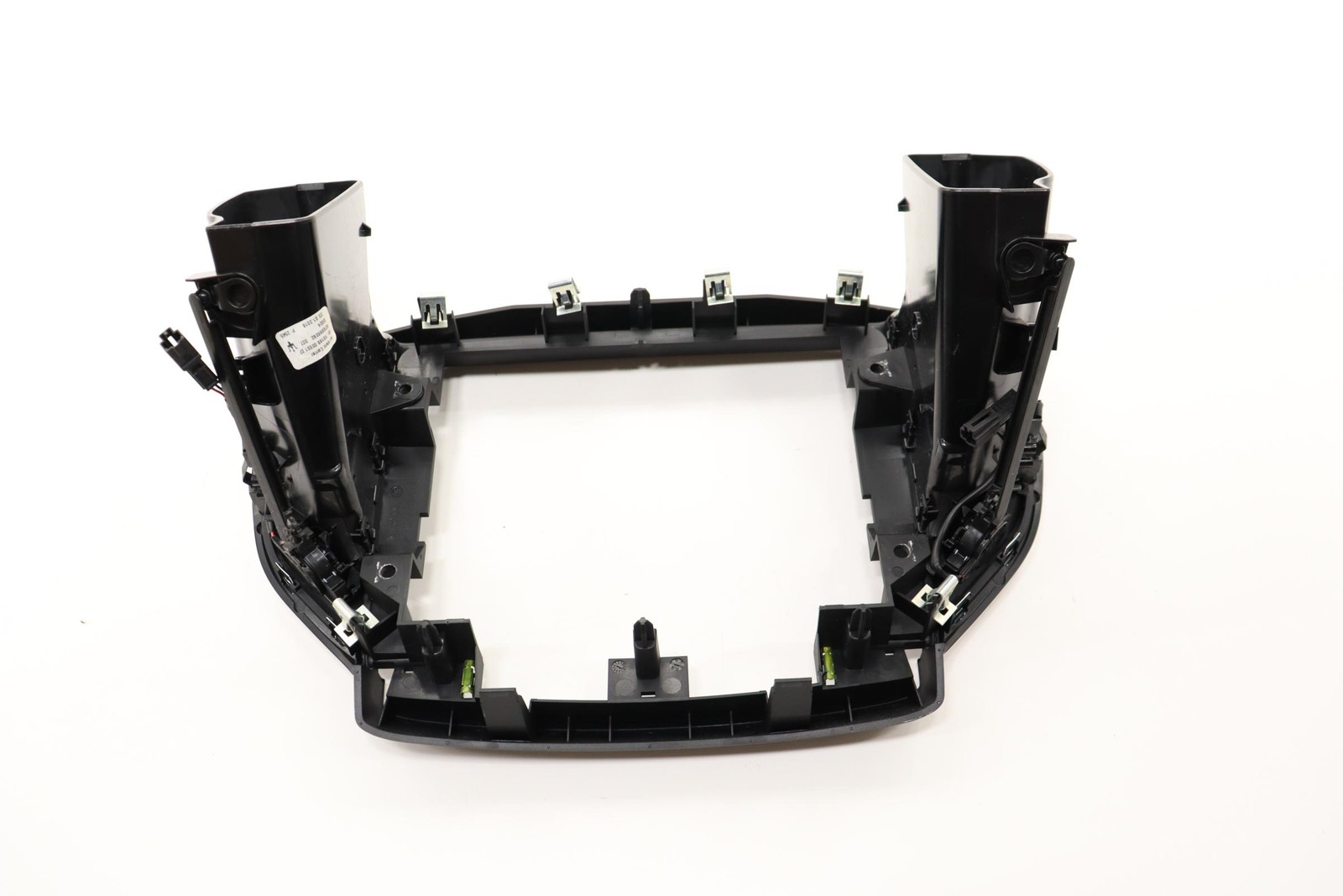 2017-2024 MASERATI GHIBLI DASH DISPLAY SCREEN BEZEL PANEL W/ AIR VENT GRILLE OEM