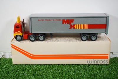 Winross Diecast 1/64 Scale Truck Winross Motor Freight Express Cargo 1979