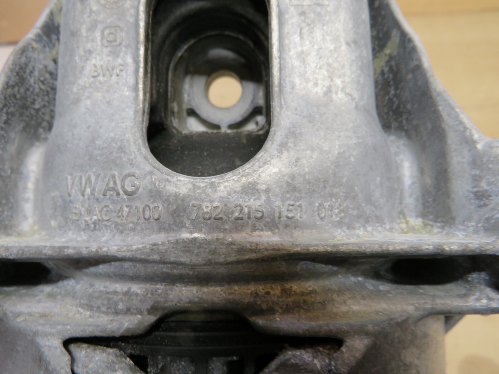2019-2022 AUDI A8 RIGHT ENGINE MOUNT 4M0199256 OEM 1599 | eBay