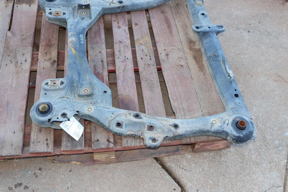 LEXUS ES350 2007-2014 motor delantero cuna suspensión travesaño subchasis OEM Foto 2 de 4