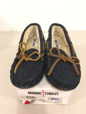 minnetonka vivian slipper