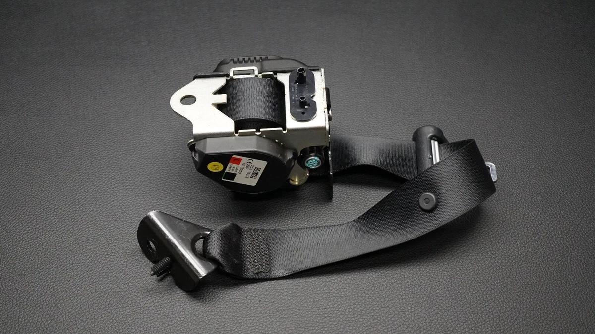 GENUINE MERCEDES BENZ E-CLASS W213 REAR LEFT SEAT BELT BLACK 