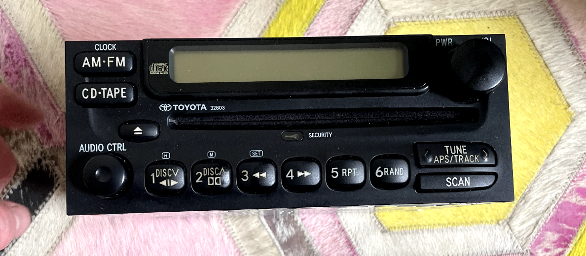 Toyota Car Radio Stereo Unit Fujitsu Ten 08600-00967 UNTESTED OEM