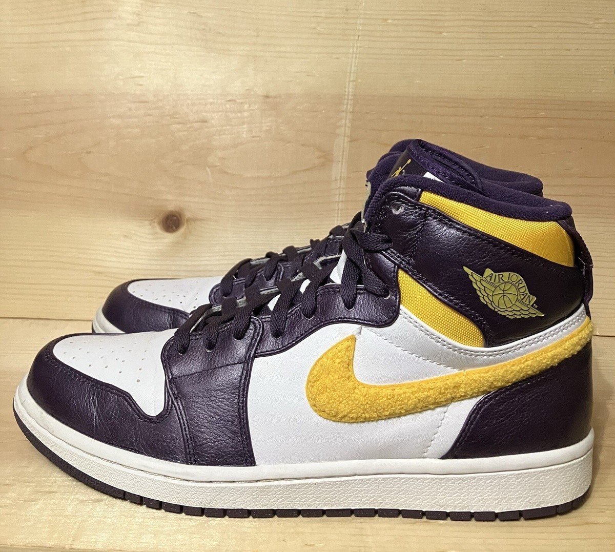 Size 11.5 - Air Jordan 1 Strap High Grand Purple Maize No