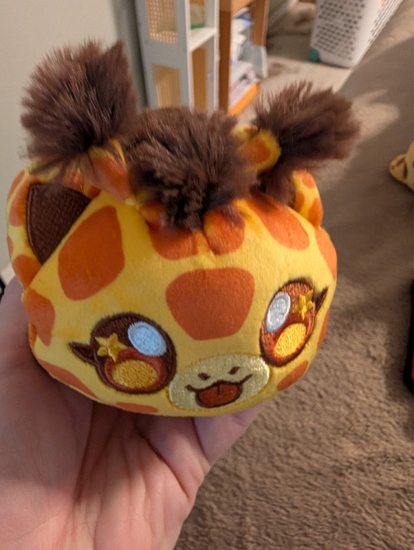 giraffe safari limited edition meemeow 6" in box