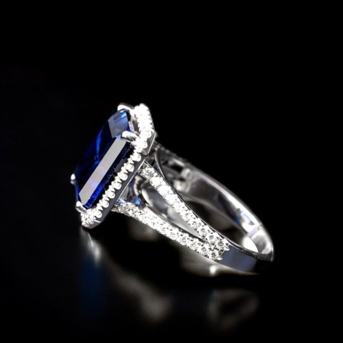 Anello in oro bianco 14 carati con diamanti naturali taglio smeraldo 8,75... - Foto 4 di 12