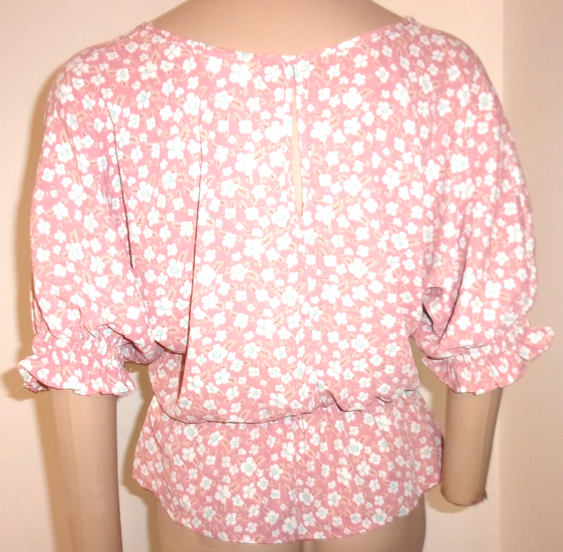 Sienna Sky Top Pink  V Neck Floral Puff Sleeves Silky  Peplum Size Small