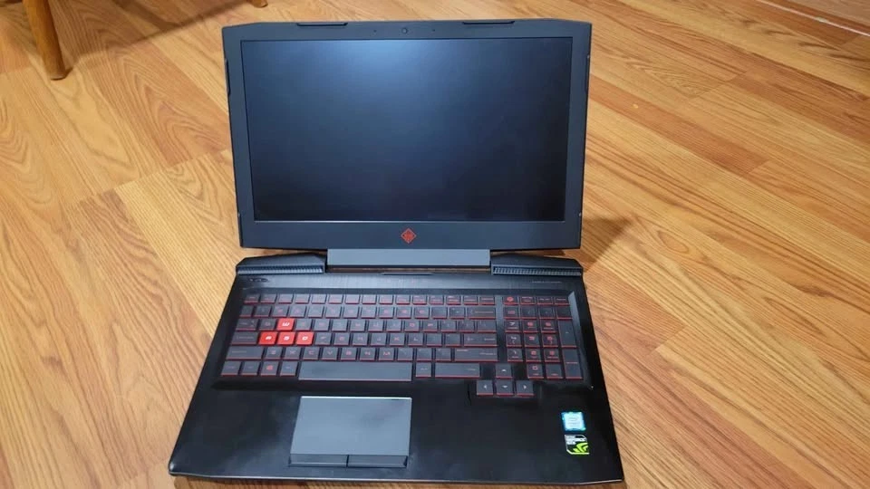 HP Intel Core i7 7th Gen. PC Laptops & Netbooks 1 TB SSD Capacity