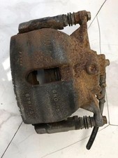 AUDI A3 Sportback 8VA, 8VF Bremssattel vorne links 679G 1.60 Diesel 32207872