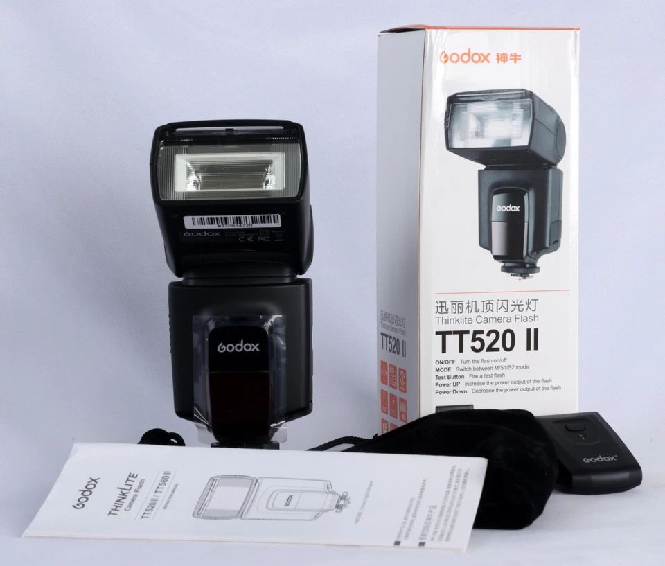 “Godox TT520 II – a versatile flash kit with wireless trigger, mint in box!” - Image 4 of 4