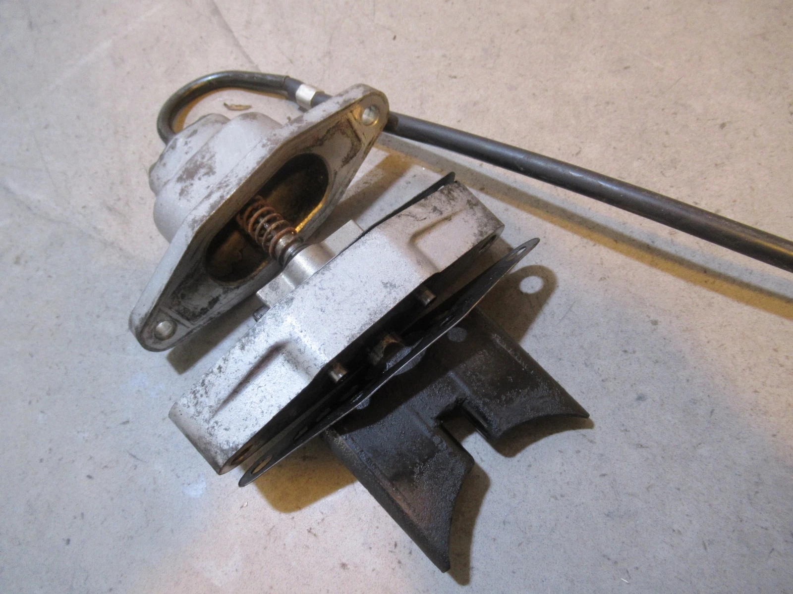 Arctic Cat F5 Exhaust Valve 2003