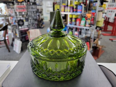 Vintage Glass Avocado Green Diamond Point Lid Candy Dish. Unbranded 