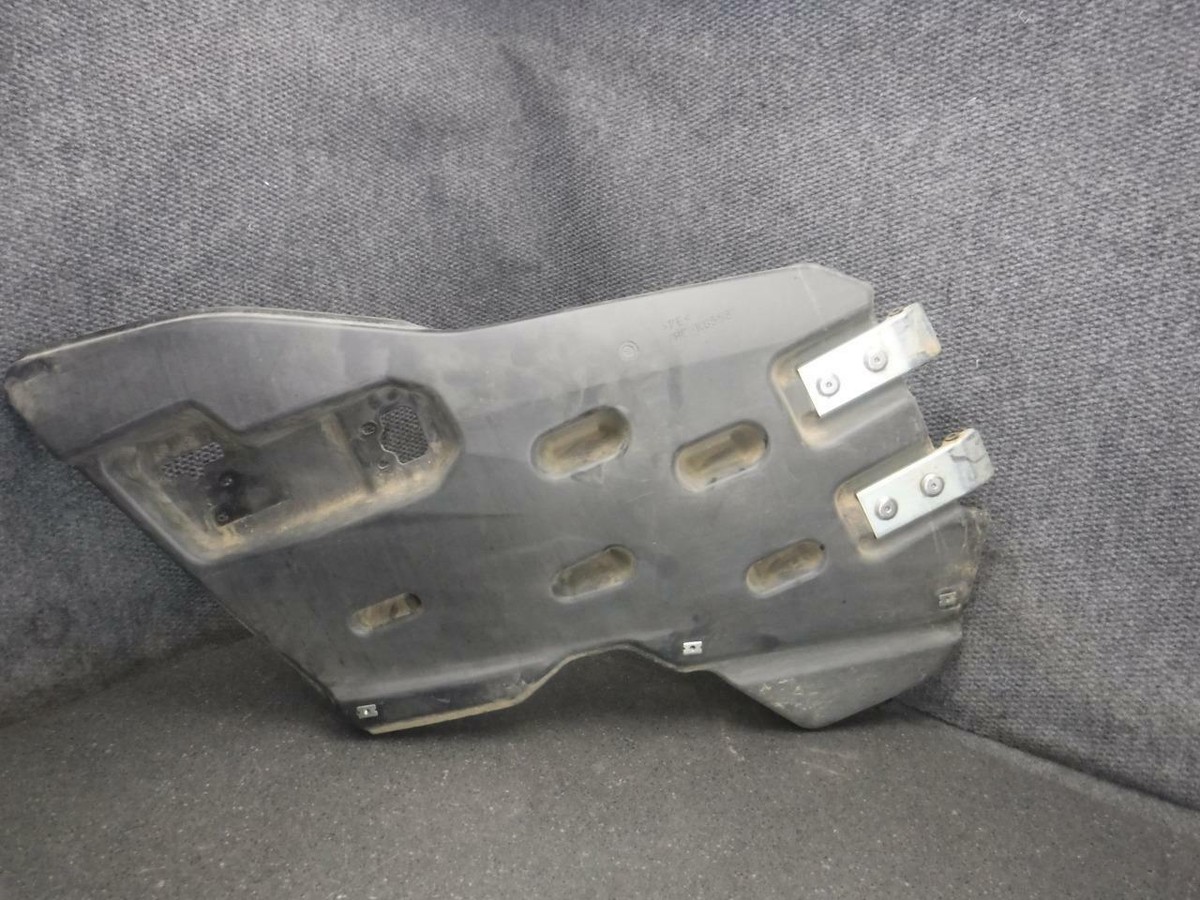 アーマー 16 Yamaha YXZ1000 YXZ 1000 1000R Right Inner Door Panel 459