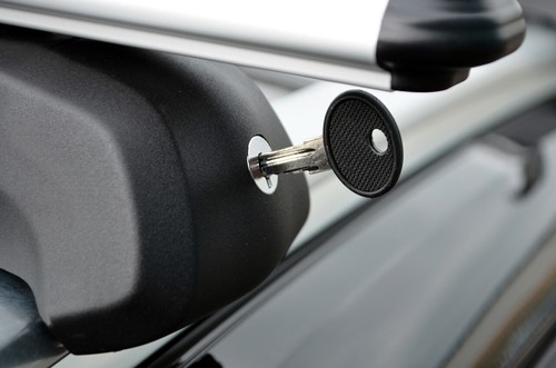 Cross Bars For Roof Rails To Fit Dacia Lodgy (2012 75KG Lockable - Picture 3 of 6
