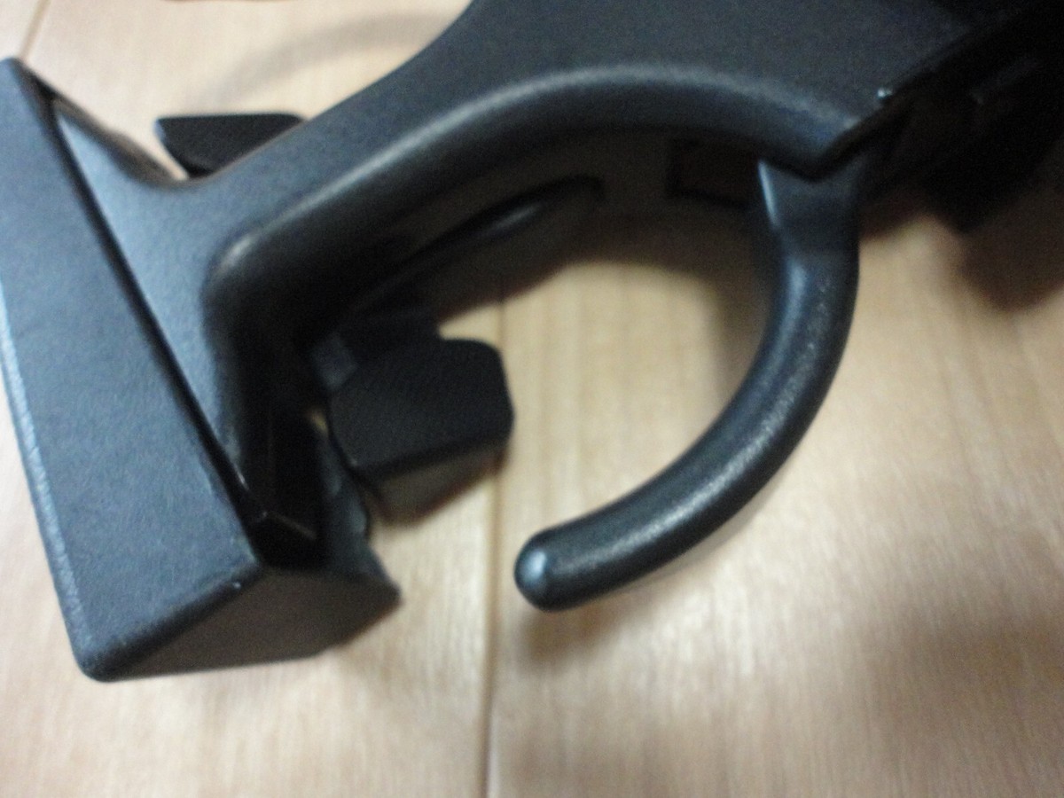 TOYOTA VOXY NOAH ZRR75 Genuine Dash Cup Holder Assembly