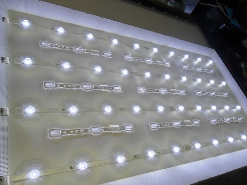 New LED Backlight(8)For UN55TU7000FXZA UN55TU8000FXZA UN55TU8200FXZA UE55AU7095U - Picture 5 of 13