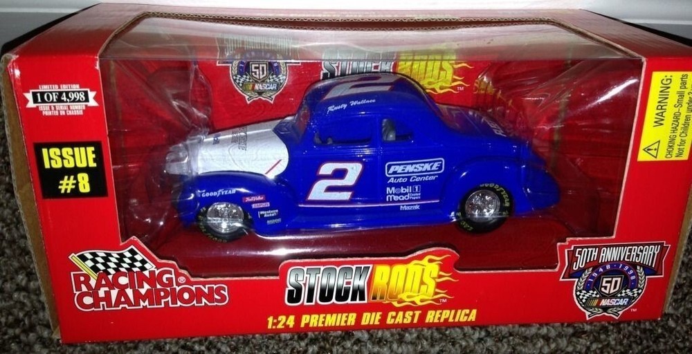 1/24  -  1/25 ( IT )  model of  a 1940 Ford coupe race car #2 stock rod